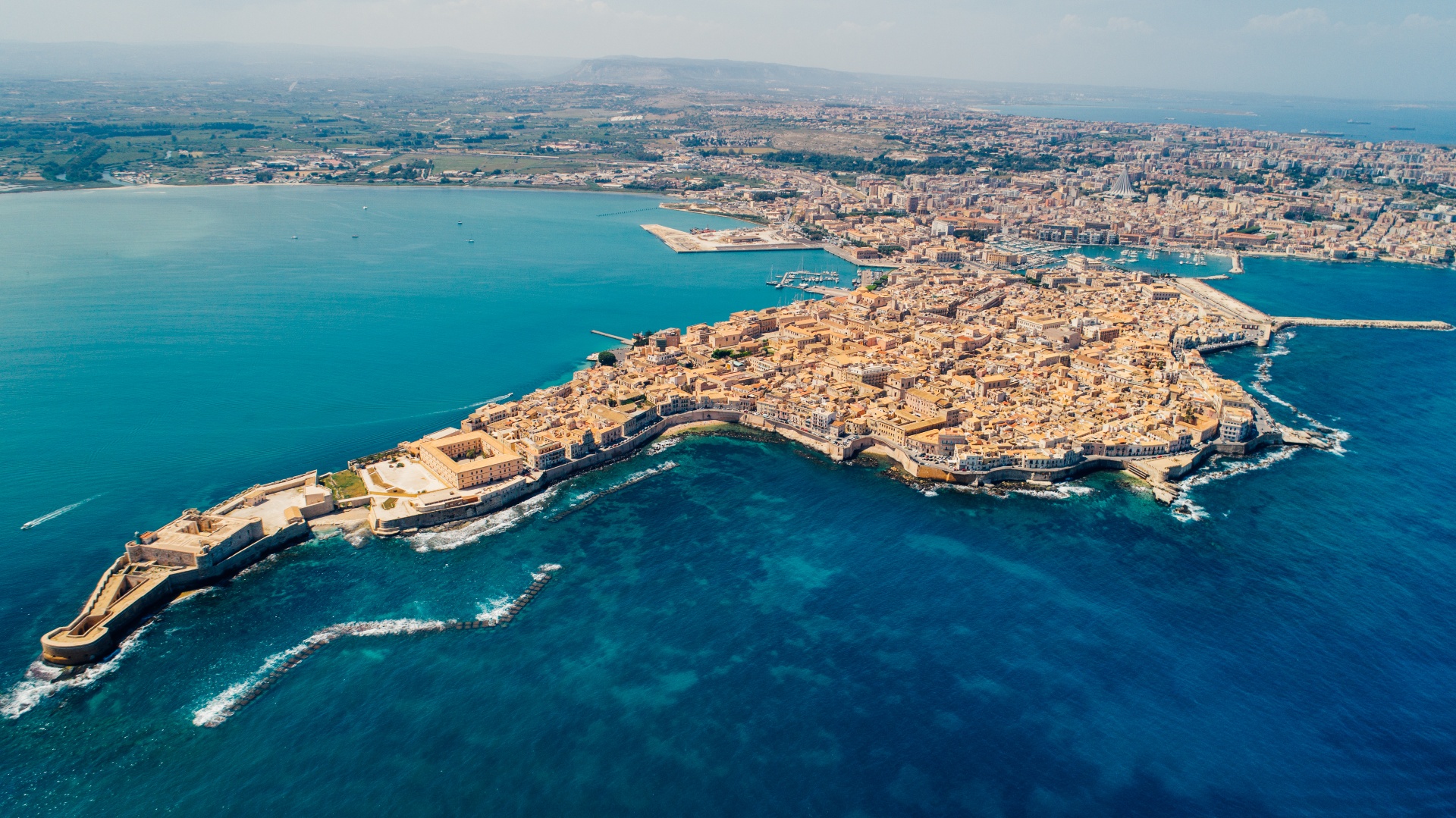 “Un programma politico trentennale per la provincia di Siracusa”